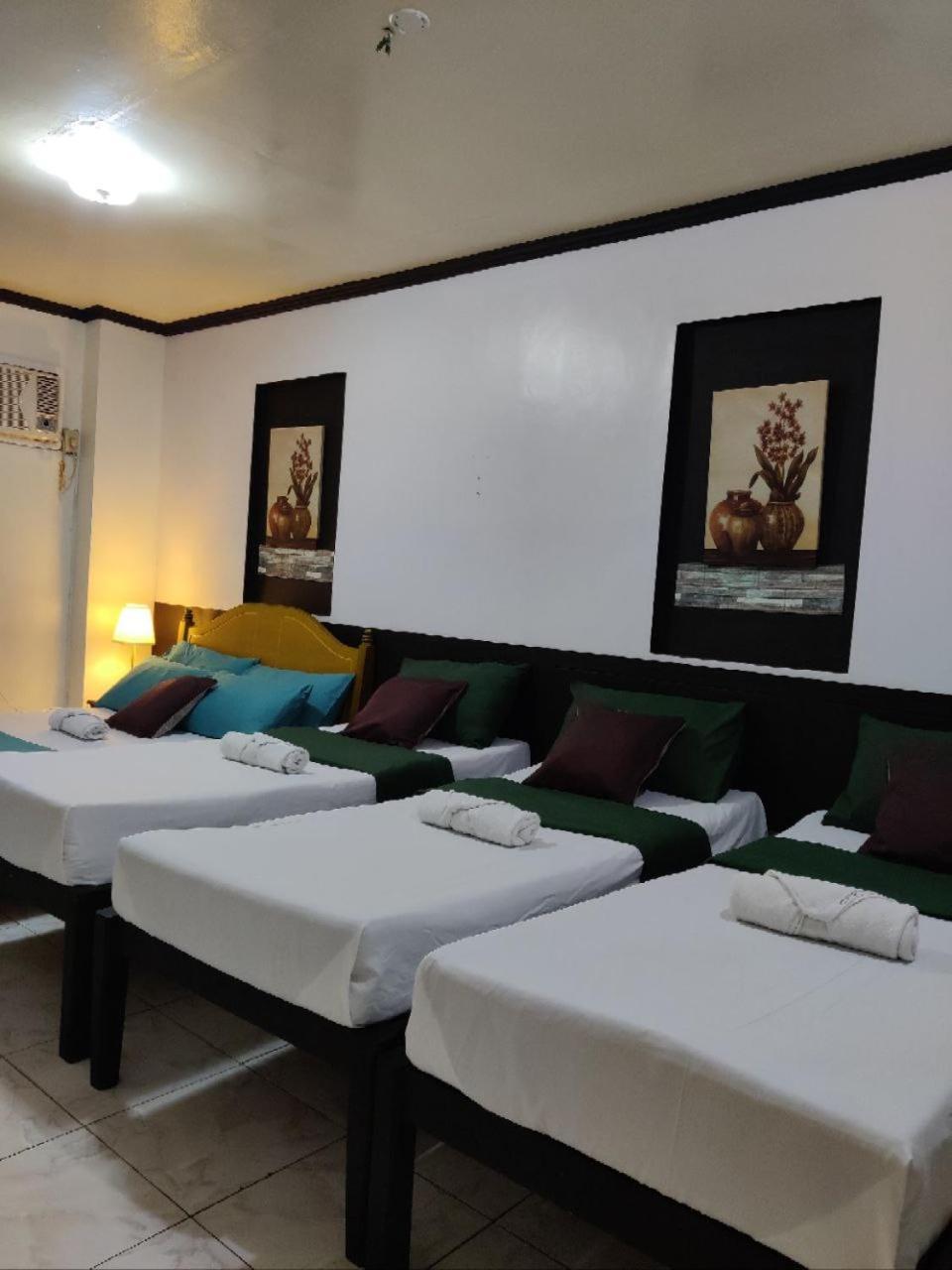 Center Parkway Pension House Калибо Екстериор снимка