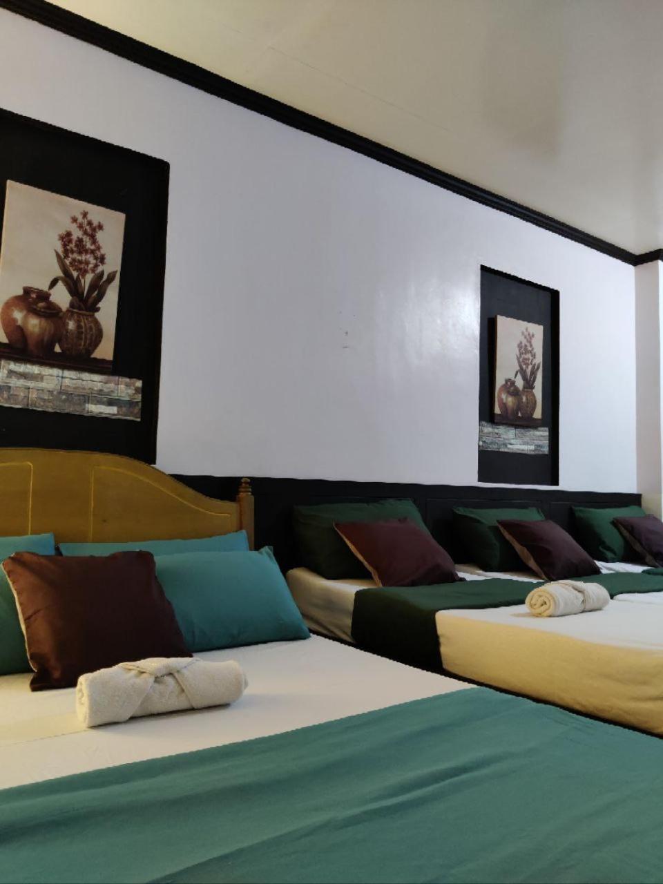 Center Parkway Pension House Калибо Екстериор снимка