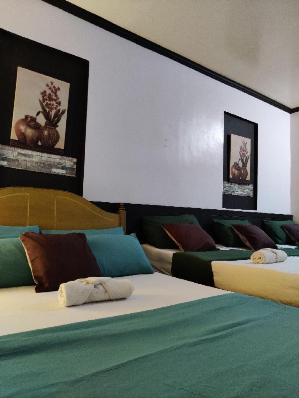 Center Parkway Pension House Калибо Екстериор снимка