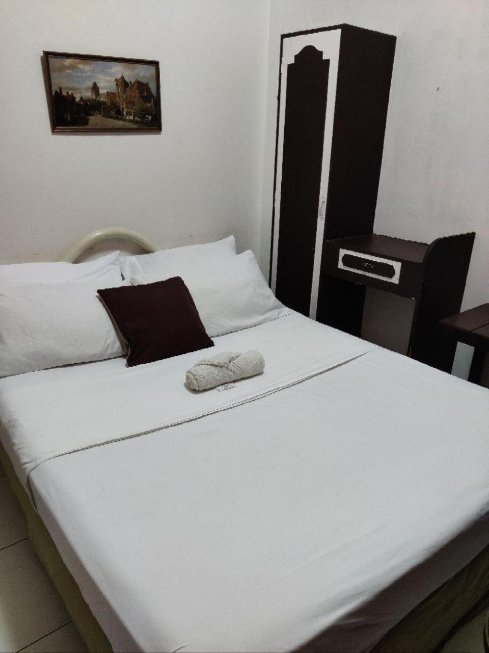 Center Parkway Pension House Калибо Екстериор снимка