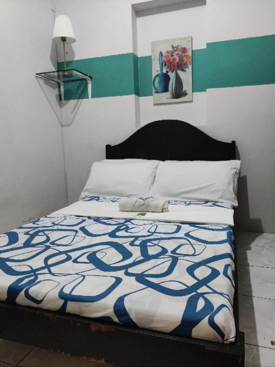 Center Parkway Pension House Калибо Екстериор снимка