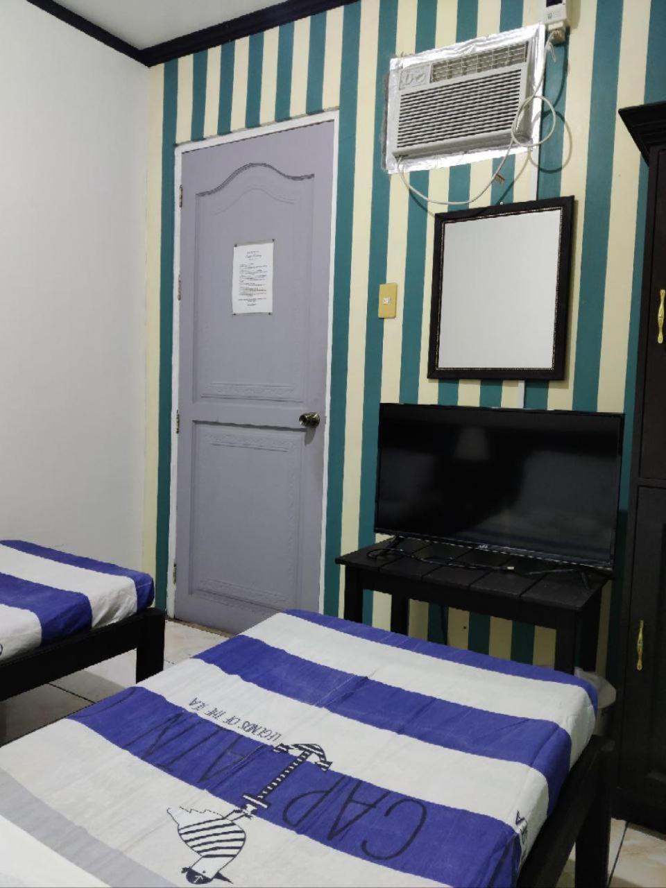 Center Parkway Pension House Калибо Екстериор снимка