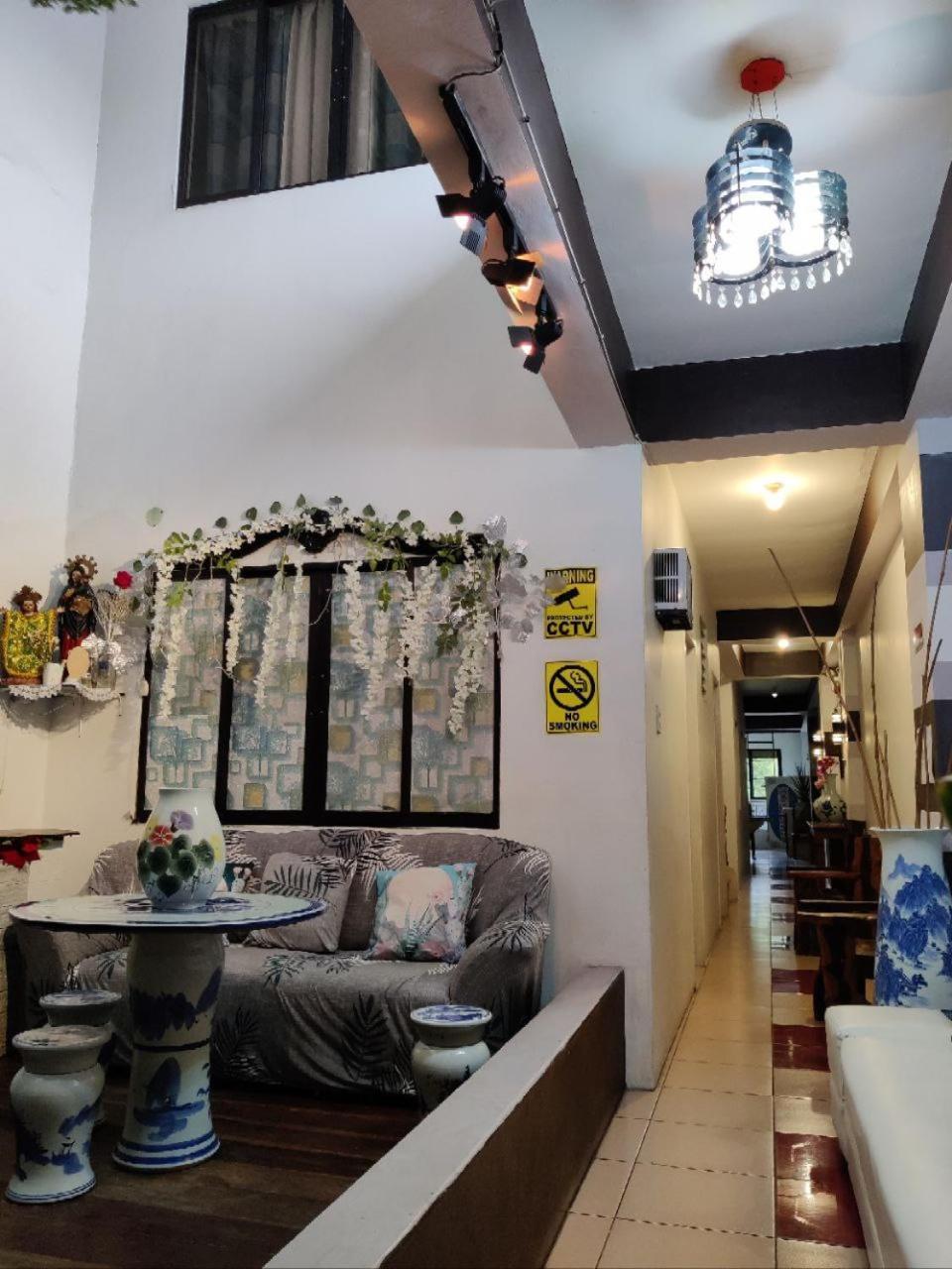Center Parkway Pension House Калибо Екстериор снимка