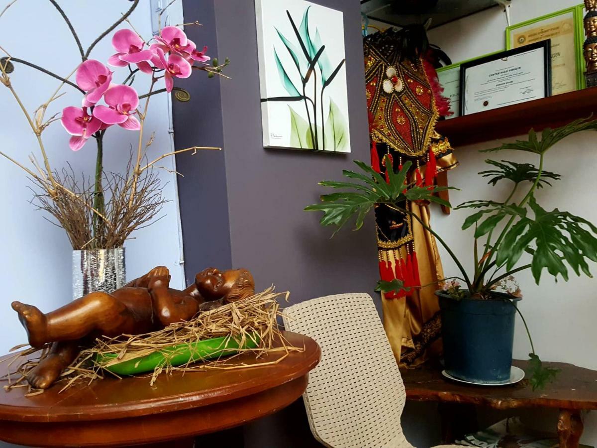 Center Parkway Pension House Калибо Екстериор снимка