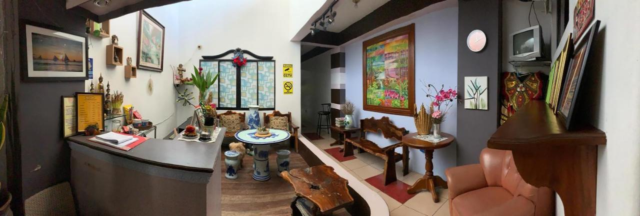 Center Parkway Pension House Калибо Екстериор снимка
